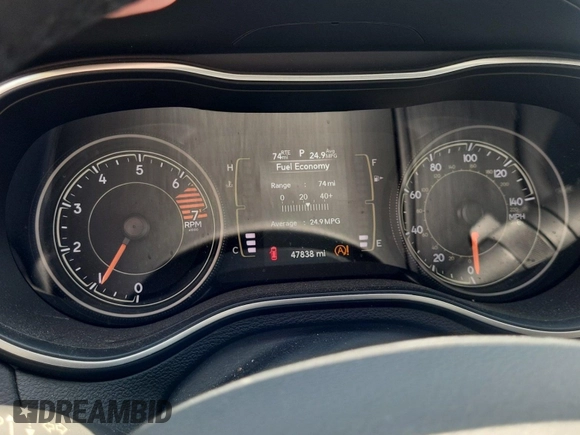 2021 Jeep Cherokee Altitude with VIN 1C4PJMLB9MD211826, listed as a IAAI auction lot 42666661 with 47,838 mi miles and . Bid and sale history available at DreamBid. Image 4.