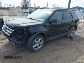 2018 Ford Explorer z VIN 1FM5K7B89JGA96212, wystawiony jako IAAI lot #41849563 z przebiegiem 122 969 mil mil oraz . Historia ofert i sprzedaży dostępna na DreamBid. Obrazek 22.