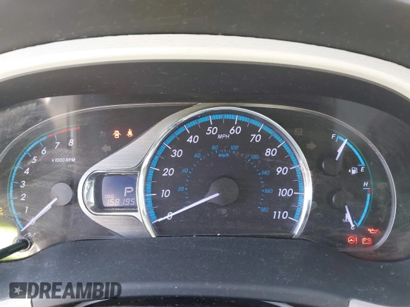 2011 Toyota Sienna XLE AAS with VIN 5TDYK3DC2BS153417, listed as a IAAI auction lot 41685324 with 158,195 mi miles. Bid and sale history available at carsss.com. Image 7.