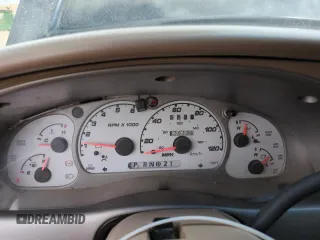 2001 Ford Explorer Sport Trac z VIN 1FMZU77E81UC59699, wystawiony jako Copart lot #50420055 z przebiegiem 236 138 mil mil oraz Szkoda całkowita • Salvage title. Historia ofert i sprzedaży dostępna na DreamBid. Obrazek 9.