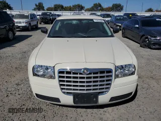 2008 Chrysler 300 LX with VIN 2C3KA43R58H223170, listed as a Copart auction lot 73572364 with 80,725 mi miles and Salvage Title. Bid and sale history available at carsss.com. Image 5.