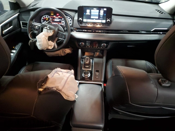 2022 Mitsubishi Outlander SE with VIN JA4J4UA8XNZ086077, listed as a Copart auction lot 55112805 with 39,859 mi miles and Salvage title. Bid and sale history available at DreamBid. Image 8.