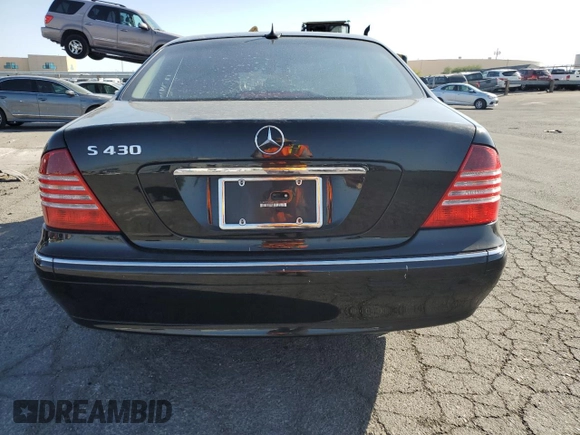 2005 Mercedes-Benz S-Class 4.3L with VIN WDBNG70J15A450985, listed as a Copart auction lot 71288714 with 137,010 mi miles and Salvage Title. Bid and sale history available at carsss.com. Image 6.