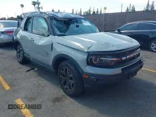 2021 Ford Bronco Sport Outer Banks z VIN 3FMCR9C60MRA39552, wystawiony jako IAAI lot #42117802 z przebiegiem 39 854 mil mil oraz . Historia ofert i sprzedaży dostępna na DreamBid. Obrazek 1.