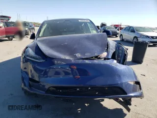 2022 Tesla Model Y Long Range with VIN 7SAYGDEE1NF481639, listed as a Copart auction lot 49896125 with Not Provided miles and Salvage Title. Bid and sale history available at carsss.com. Image 5.