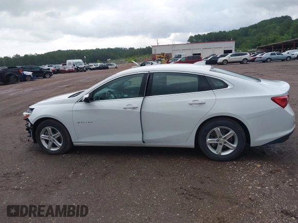 2024 Chevrolet Malibu LT with VIN 1G1ZD5ST1RF121543, listed as a IAAI auction lot 42249689 with 26,882 mi miles and . Bid and sale history available at DreamBid. Image 14.