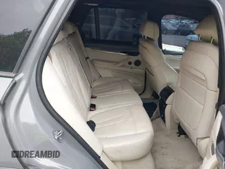 2016 BMW X5 xDrive50i with VIN 5UXKR6C57G0J80370, listed as a IAAI auction lot 42040278 with 99,071 mi miles. Bid and sale history available at carsss.com. Image 8.