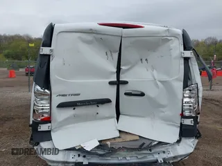 2021 Mercedes-Benz Metris Cargo z VIN W1YV0CEY8M3839772, wystawiony jako IAAI lot #42173555 z przebiegiem 97 502 mil mil oraz . Historia ofert i sprzedaży dostępna na DreamBid. Obrazek 6.