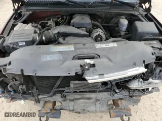 2000 Chevrolet Suburban LS with VIN 3GNEC16T5YG180711, listed as a Copart auction lot 44762755 with 176,855 mi miles and Salvage Title. Bid and sale history available at carsss.com. Image 12.