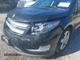 2014 Chevrolet Volt with VIN 1G1RD6E45EU161687, listed as a IAAI auction lot 41979226 with 99,957 mi miles and . Bid and sale history available at carsss.com. Image 17.