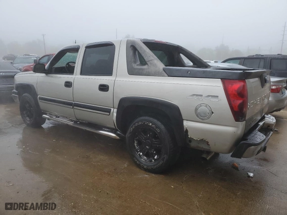 2004 Chevrolet Avalanche Z71 with VIN 3GNEK12T34G226359, listed as a Copart auction lot 71777754 with 240,552 mi miles and Non Repairable. Bid and sale history available at carsss.com. Image 2.