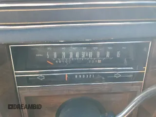 1988 Cadillac Brougham z VIN 1G6DW51Y2J9714052, wystawiony jako Copart lot #77274064 z przebiegiem 69 106 mil mil oraz Szkody całkowita. Historia ofert i sprzedaży dostępna na DreamBid. Obrazek 9.