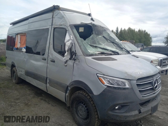 2021 Mercedes-Benz Sprinter with VIN W1W4DCHY5MT051536, listed as a Copart auction lot 78550074 with 38,660 mi miles and Salvage Title. Bid and sale history available at DreamBid. Image 4.