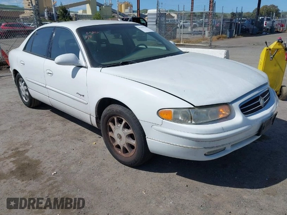 1999 Buick Regal LS with VIN 2G4WB52K7X1460993, listed as a IAAI auction lot 41984755 with 173,172 mi miles. Bid and sale history available at carsss.com. Image 1.