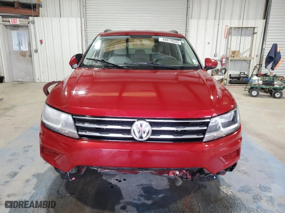 2019 Volkswagen Tiguan S with VIN 3VV1B7AX7KM121824, listed as a Copart auction lot 49919035 with 63,665 mi miles and Salvage Title. Bid and sale history available at carsss.com. Image 5.