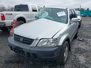 1998 Honda CR-V EX z VIN JHLRD1863WC052453, wystawiony jako IAAI lot #41514197 z przebiegiem 213 487 mil mil oraz . Historia ofert i sprzedaży dostępna na DreamBid. Obrazek 2.