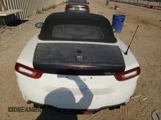 2019 FIAT 124 Spider Urbana Edition z VIN JC1NFAEK6K0142941, wystawiony jako Copart lot #75939004 z przebiegiem 28 402 mil mil oraz Szkoda całkowita • Salvage title. Historia ofert i sprzedaży dostępna na DreamBid. Obrazek 10.