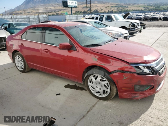 2010 Ford Fusion SE z VIN 3FAHP0HG4AR234696, wystawiony jako Copart lot #60597925 z przebiegiem 187 861 mil mil oraz Szkoda całkowita • Salvage title. Historia ofert i sprzedaży dostępna na DreamBid. Obrazek 4.