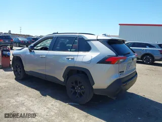 2021 Toyota RAV4 LE with VIN 2T3H1RFV8MC151565, listed as a IAAI auction lot 41750607 with 77,741 mi miles. Bid and sale history available at carsss.com. Image 3.