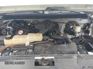 2004 Ford F-250 XL z VIN 1FTNF20L64EE05962, wystawiony jako IAAI lot #41103571 z przebiegiem Nie podano mil oraz . Historia ofert i sprzedaży dostępna na DreamBid. Obrazek 10.