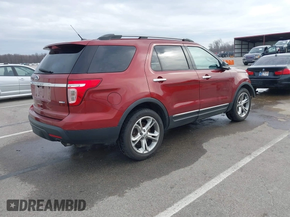 2014 Ford Explorer XLT with VIN 1FM5K8D83EGA68639, listed as a IAAI auction lot 41768529 with 176,579 mi miles and . Bid and sale history available at carsss.com. Image 4.
