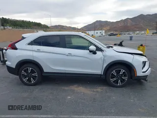 2024 Mitsubishi Eclipse Cross SE с VIN JA4ATWAA3RZ007629, выставлен на аукционе IAAI как лот 41247751 с пробегом 29 232 миль миль и . История ставок и продаж доступна на DreamBid. Изображение 13.