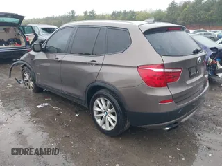 2013 BMW X3 xDrive28i z VIN 5UXWX9C53DLK59585, wystawiony jako IAAI lot #42186167 z przebiegiem 174 966 mil mil oraz . Historia ofert i sprzedaży dostępna na DreamBid. Obrazek 3.