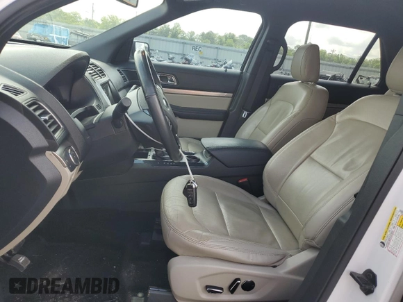 2018 Ford Explorer XLT с VIN 1FM5K7D84JGA31474, выставлен на аукционе Copart как лот 61496645 с пробегом 167 559 миль миль и Списание • Salvage title. История ставок и продаж доступна на DreamBid. Изображение 7.