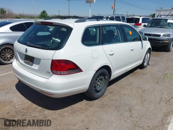 2011 Volkswagen Jetta TDI with VIN 3VWPL7AJ2BM645980, listed as a IAAI auction lot 42324480 with 70,757 mi miles and . Bid and sale history available at DreamBid. Image 4.