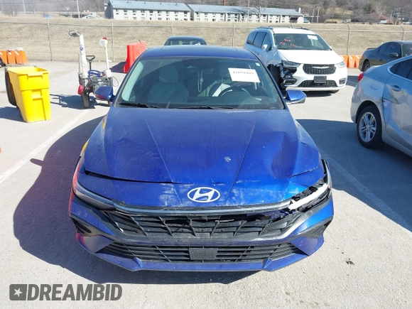 2024 Hyundai Elantra Limited z VIN KMHLP4DG1RU707164, wystawiony jako IAAI lot #41694469 z przebiegiem 11 298 mil mil oraz . Historia ofert i sprzedaży dostępna na DreamBid. Obrazek 12.