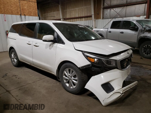 2018 Kia Sedona LX with VIN KNDMB5C10J6372014, listed as a Copart auction lot 48734845 with 95,676 mi miles and Salvage Title. Bid and sale history available at carsss.com. Image 4.