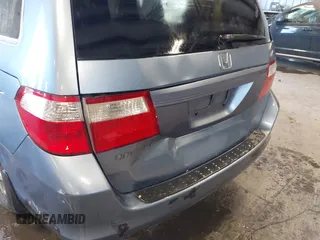 2007 Honda Odyssey EX-L z VIN 5FNRL38617B078923, wystawiony jako IAAI lot #42335122 z przebiegiem 154 352 mil mil oraz . Historia ofert i sprzedaży dostępna na DreamBid. Obrazek 6.
