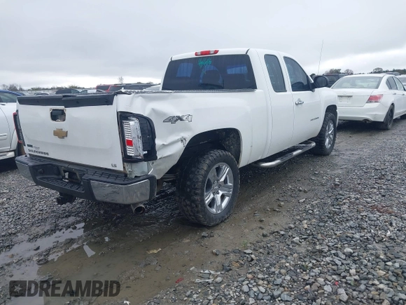 2011 Chevrolet Silverado 1500 Work Truck with VIN 1GCRKPE31BZ444449, listed as a IAAI auction lot 41748673 with 281,971 mi miles and . Bid and sale history available at DreamBid. Image 4.