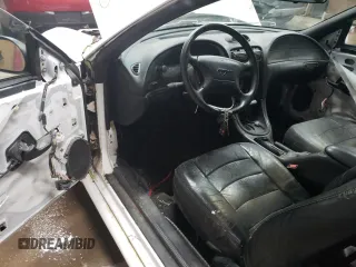 1995 Ford Mustang with VIN 1FALP404XSF266697, listed as a Copart auction lot 47772545 with 97,995 mi miles and Clean Title. Bid and sale history available at carsss.com. Image 8.