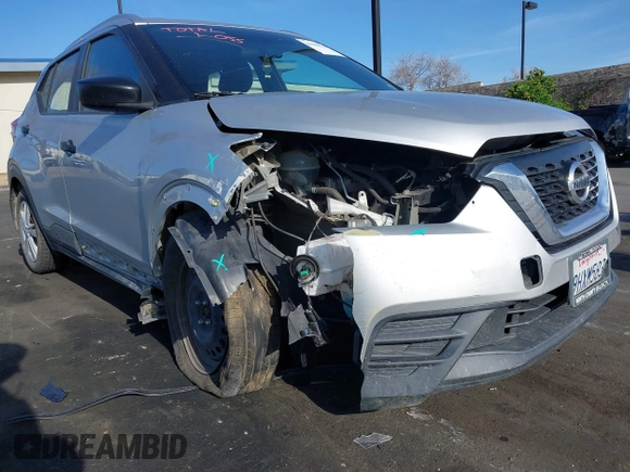 2019 Nissan Kicks SV with VIN 3N1CP5CU4KL516620, listed as a IAAI auction lot 41986143 with 67,702 mi miles. Bid and sale history available at carsss.com. Image 6.