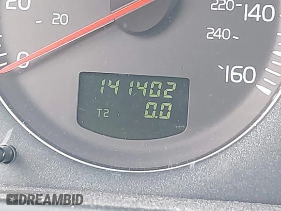 2004 Volvo XC90 with VIN YV1CM59H141076604, listed as a IAAI auction lot 41994322 with 141,402 mi miles. Bid and sale history available at carsss.com. Image 13.