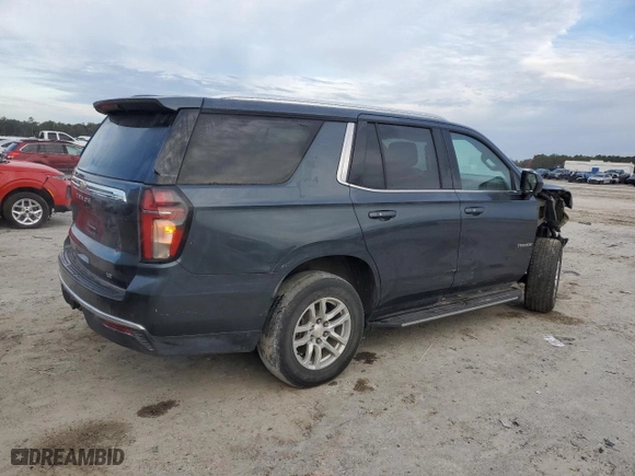 2021 Chevrolet Tahoe LT with VIN 1GNSCNKD5MR252123, listed as a Copart auction lot 42582425 with 114,130 mi miles and Salvage Title. Bid and sale history available at carsss.com. Image 3.