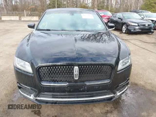 2018 Lincoln Continental Livery with VIN 1LN6L9HK0J5609973, listed as a IAAI auction lot 41595924 with 41,661 mi miles. Bid and sale history available at carsss.com. Image 12.