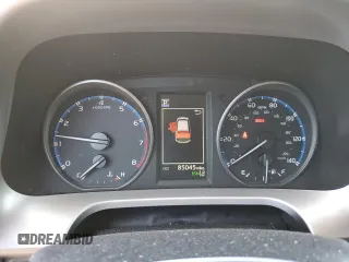 2018 Toyota RAV4 XLE с VIN JTMWFREV5JJ161845, выставлен на аукционе Copart как лот 60572965 с пробегом 85 045 миль миль и Списание • Salvage title. История ставок и продаж доступна на DreamBid. Изображение 9.