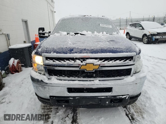 2013 Chevrolet Silverado 3500HD DRW Work Truck with VIN 1GC4KZCG7DF241582, listed as a Copart auction lot 84818504 with 92,754 mi miles and Salvage Title. Bid and sale history available at carsss.com. Image 5.