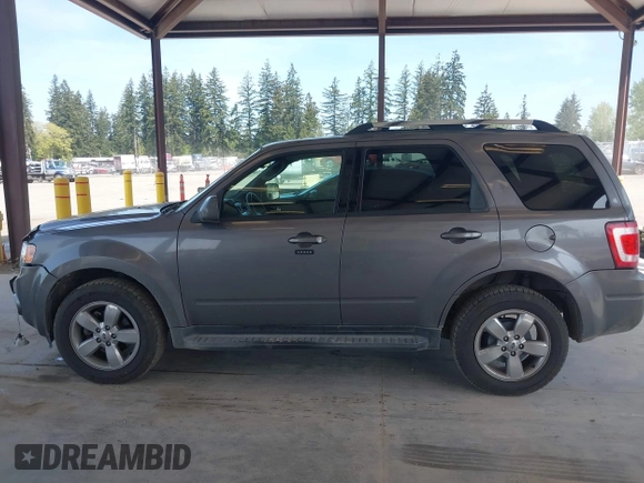 2009 Ford Escape Limited с VIN 1FMCU94G89KB63845, выставлен на аукционе IAAI как лот 42128403 с пробегом 153 189 миль миль и . История ставок и продаж доступна на DreamBid. Изображение 14.