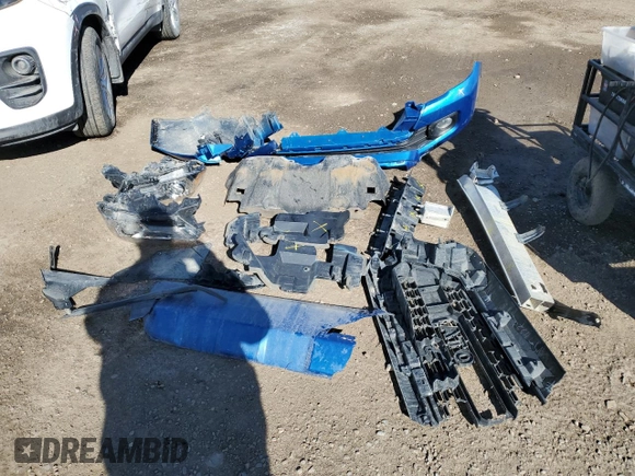 2017 Toyota Tacoma SR5 z VIN 5TFCZ5AN0HX116148, wystawiony jako Copart lot #52938035 z przebiegiem 111 284 mil mil oraz Szkoda całkowita • Salvage title. Historia ofert i sprzedaży dostępna na DreamBid. Obrazek 12.