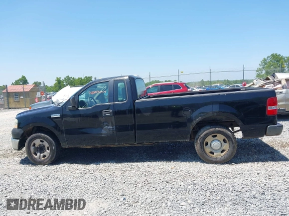 2006 Ford F-150 XL z VIN 1FTRF12266NA93922, wystawiony jako IAAI lot #42297444 z przebiegiem 189 094 mil mil oraz . Historia ofert i sprzedaży dostępna na DreamBid. Obrazek 14.