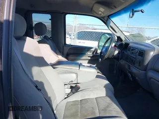 2004 Ford F-250 XL z VIN 1FTNX21P24EC73569, wystawiony jako IAAI lot #41446949 z przebiegiem 287 828 mil mil oraz . Historia ofert i sprzedaży dostępna na DreamBid. Obrazek 5.