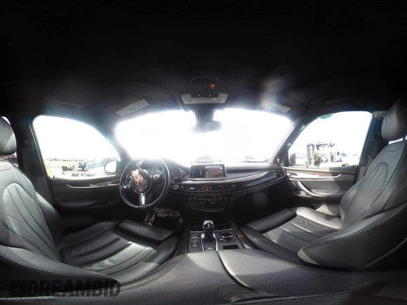 2017 BMW X5 xDrive50i с VIN 5UXKR6C3XH0J85028, выставлен на аукционе IAAI как лот 41889220 с пробегом 107 105 миль миль и . История ставок и продаж доступна на DreamBid. Изображение 18.