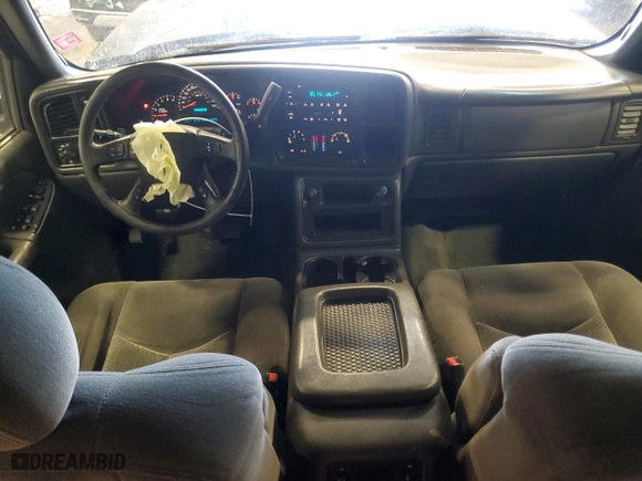 2005 Chevrolet Silverado 1500 LS with VIN 2GCEK13T951108186, listed as a Copart auction lot 46241485 with 203,975 mi miles and Non Repairable. Bid and sale history available at carsss.com. Image 8.