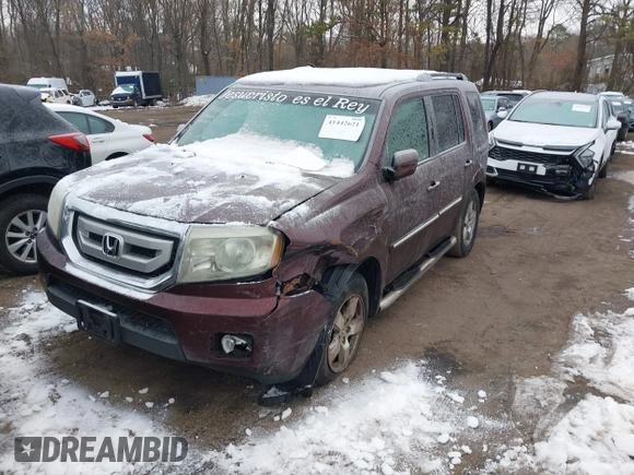 2011 Honda Pilot EX-L with VIN 5FNYF4H56BB024171, listed as a IAAI auction lot 41442621 with 105,104 mi miles. Bid and sale history available at carsss.com. Image 6.