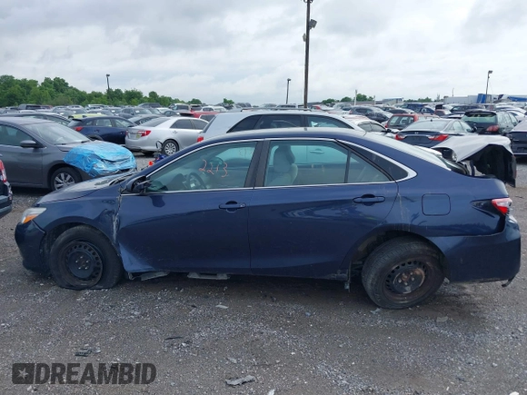 2017 Toyota Camry XLE with VIN 4T1BF1FK9HU656512, listed as a IAAI auction lot 39582213 with 89,550 mi miles. Bid and sale history available at carsss.com. Image 14.