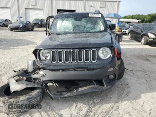 2018 Jeep Renegade Latitude with VIN ZACCJABB7JPH38212, listed as a Copart auction lot 60028115 with 88,313 mi miles and Salvage title. Bid and sale history available at DreamBid. Image 5.