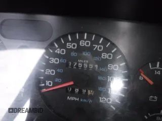 1994 Dodge 2500 with VIN 1B7KF26C8RS684267, listed as a Copart auction lot 48222705 with 175,551 mi miles and Salvage Title. Bid and sale history available at carsss.com. Image 8.